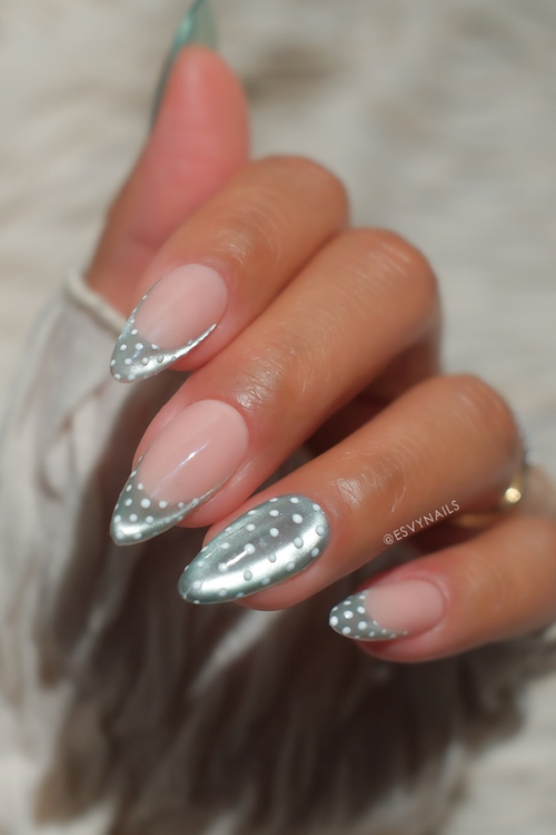 33 Polka Dot Nails That Make You Forget About French Tips