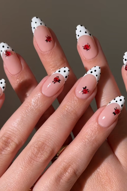 33 Polka Dot Nails That Make You Forget About French Tips