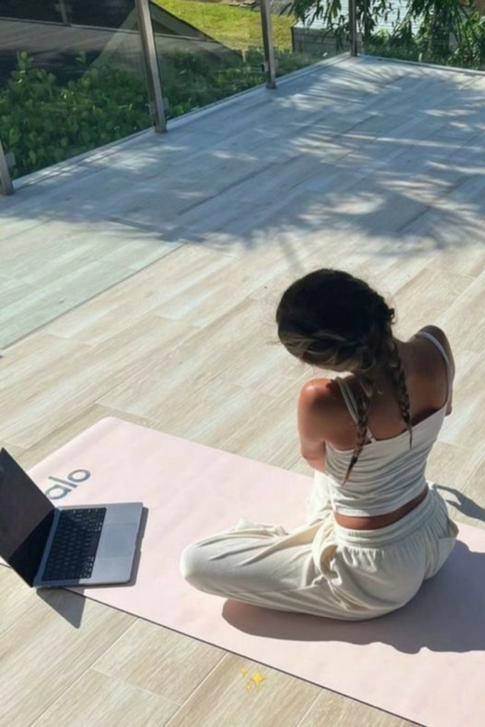 40 Micro Habits That Slowly Turn You Into the Person You’ve Always Wanted to Be 40 Micro Habits That Slowly Turn You Into the Person You’ve Always Wanted to Be