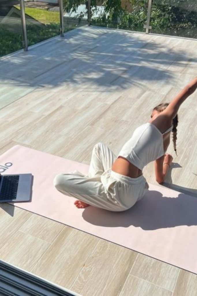 40 Micro Habits That Slowly Turn You Into the Person You’ve Always Wanted to Be 40 Micro Habits That Slowly Turn You Into the Person You’ve Always Wanted to Be