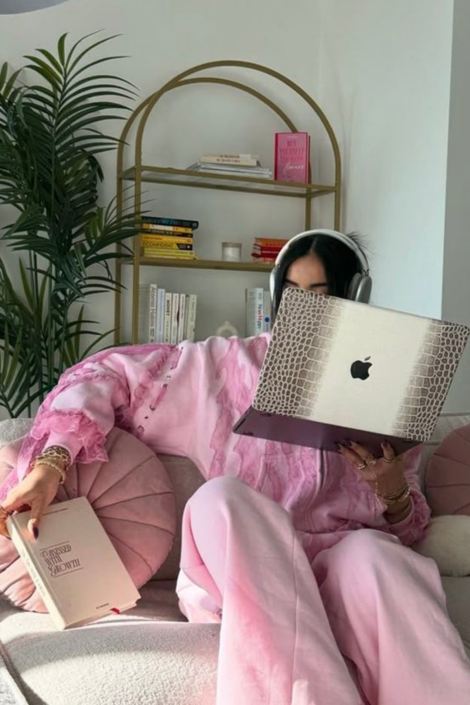 40 Micro Habits That Slowly Turn You Into the Person You’ve Always Wanted to Be 40 Micro Habits That Slowly Turn You Into the Person You’ve Always Wanted to Be