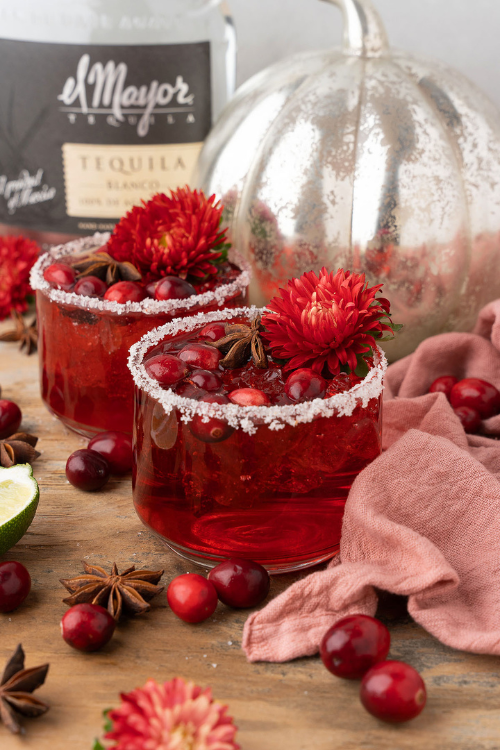 The 24 Christmas Cocktails That Instantly Turn You Into the Hostess of the Year The 24 Christmas Cocktails That Instantly Turn You Into the Hostess of the Year