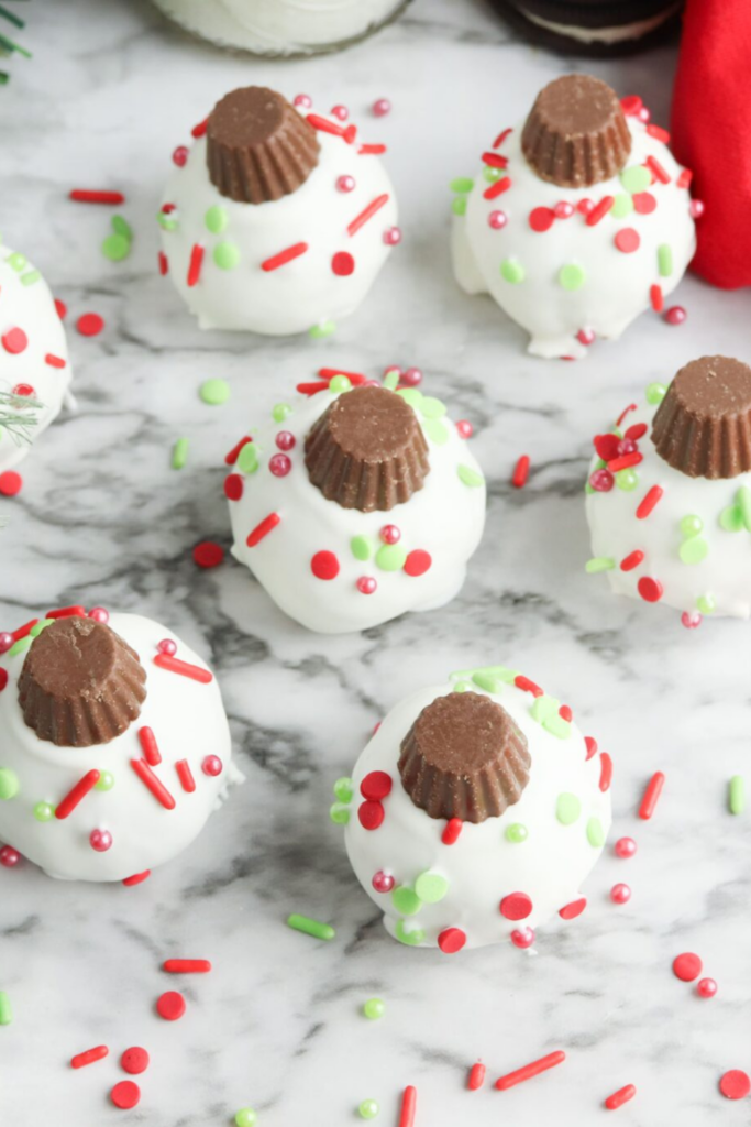 19 Most Addictive Christmas Snacks You’ll Want on Repeat