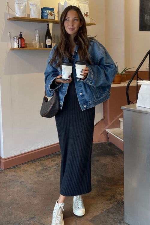 13 Soccer Mom Outfits That Make You the Hottest on the Sidelines