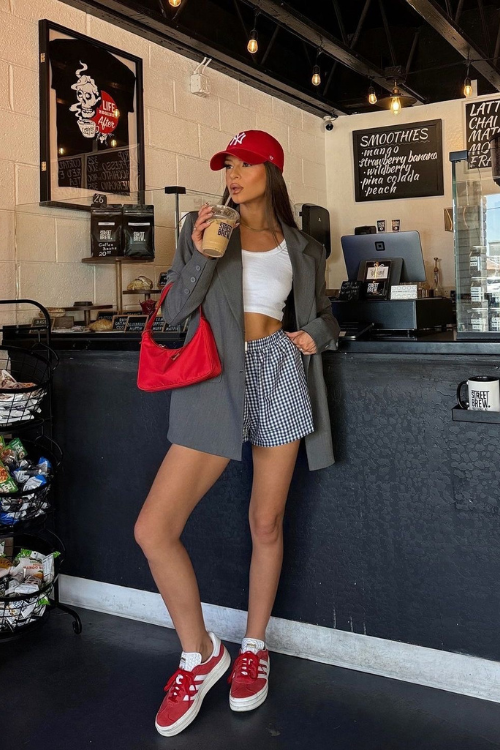 31 Cute Boxer Shorts Outfits Every Cool Girl Is Pinning Right Now