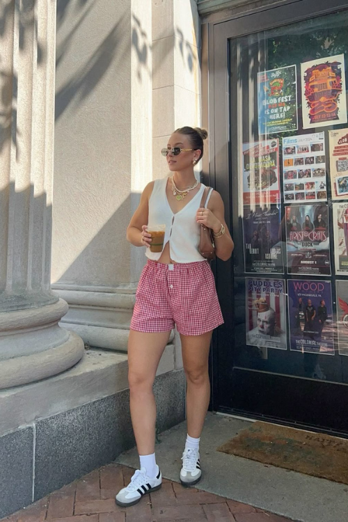 31 Cute Boxer Shorts Outfits Every Cool Girl Is Pinning Right Now