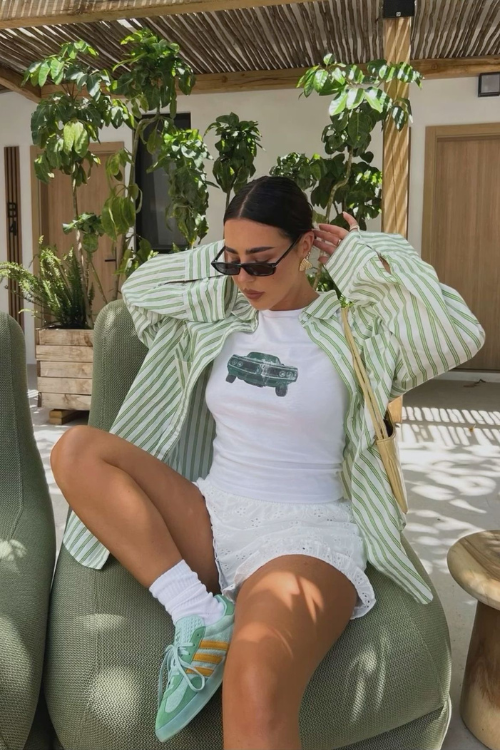 31 Cute Boxer Shorts Outfits Every Cool Girl Is Pinning Right Now
