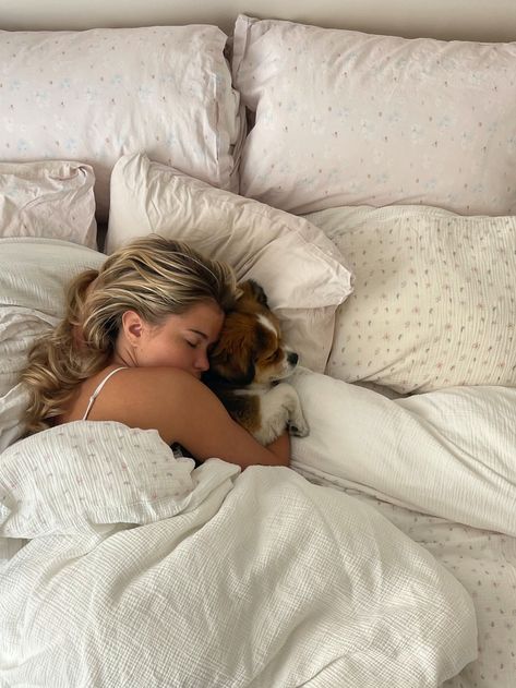 The 15 Glow Up Habits Every It-Girl Swears By to Feel Hotter, Healthier, and Happier The 15 Glow Up Habits Every It-Girl Swears By to Feel Hotter, Healthier, and Happier
