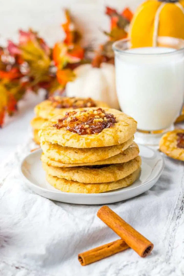 30 Fall Cookies So Good, You’ll “Accidentally” Eat Three Before They Cool