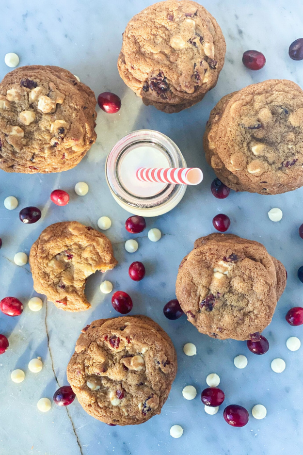 30 Fall Cookies So Good, You’ll “Accidentally” Eat Three Before They Cool