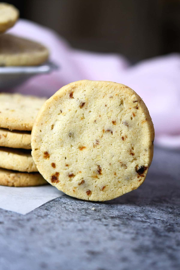 30 Fall Cookies So Good, You’ll “Accidentally” Eat Three Before They Cool
