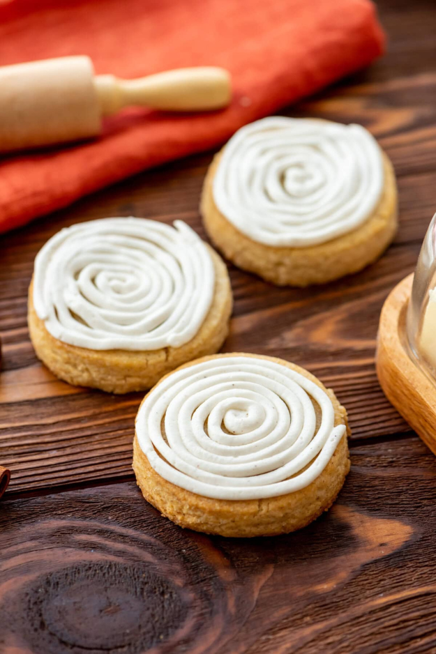 30 Fall Cookies So Good, You’ll “Accidentally” Eat Three Before They Cool