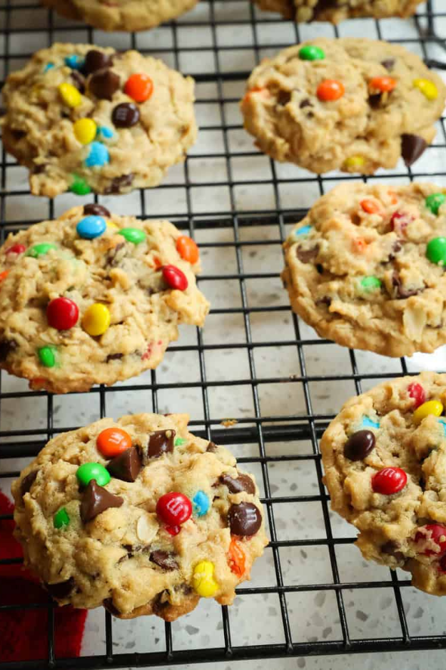 30 Fall Cookies So Good, You’ll “Accidentally” Eat Three Before They Cool