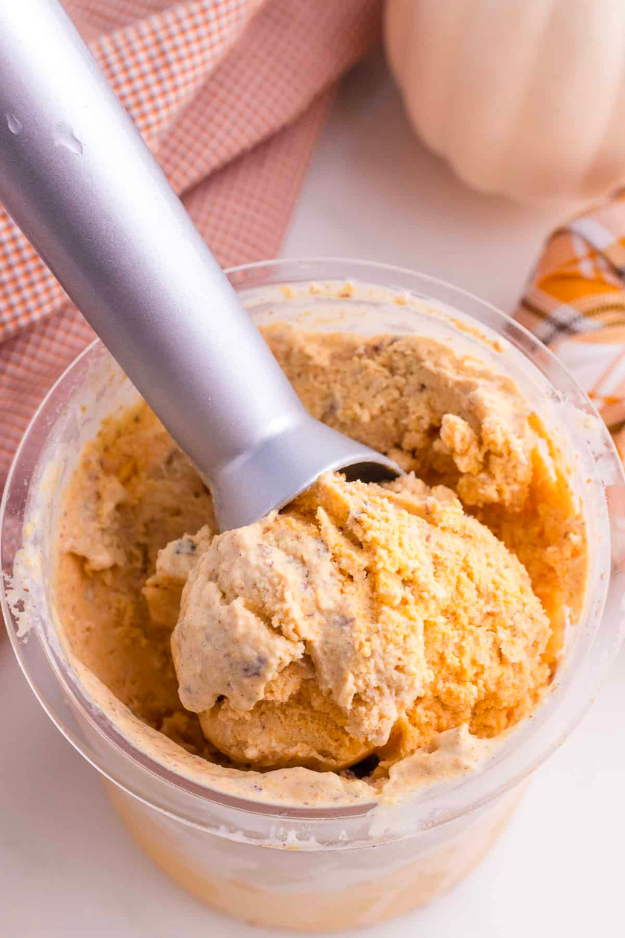 35 Cozy Fall Desserts That Make Your Kitchen Smell Like Pure Happiness