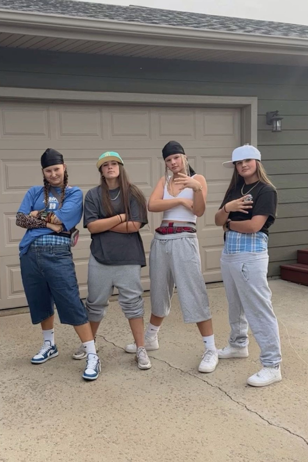 17 Funniest Halloween Costumes for People Who Refuse to Be Basic 17 Funniest Halloween Costumes for People Who Refuse to Be Basic