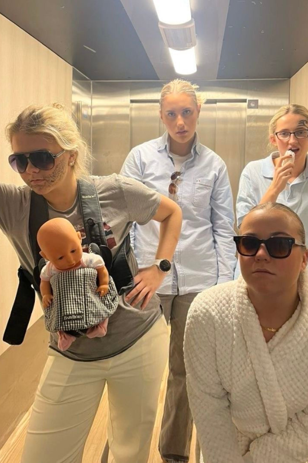 17 Funniest Halloween Costumes for People Who Refuse to Be Basic 17 Funniest Halloween Costumes for People Who Refuse to Be Basic