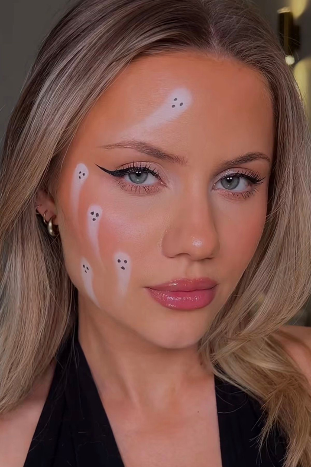 19 Damn Easy Halloween Makeup Ideas for People Who Forgot to Plan a Costume