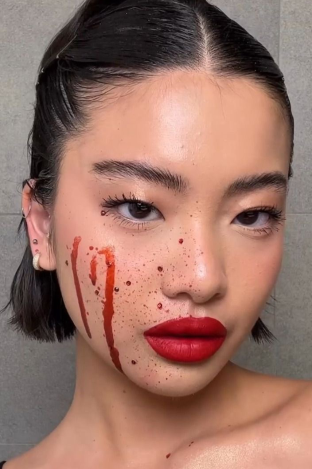19 Damn Easy Halloween Makeup Ideas for People Who Forgot to Plan a Costume