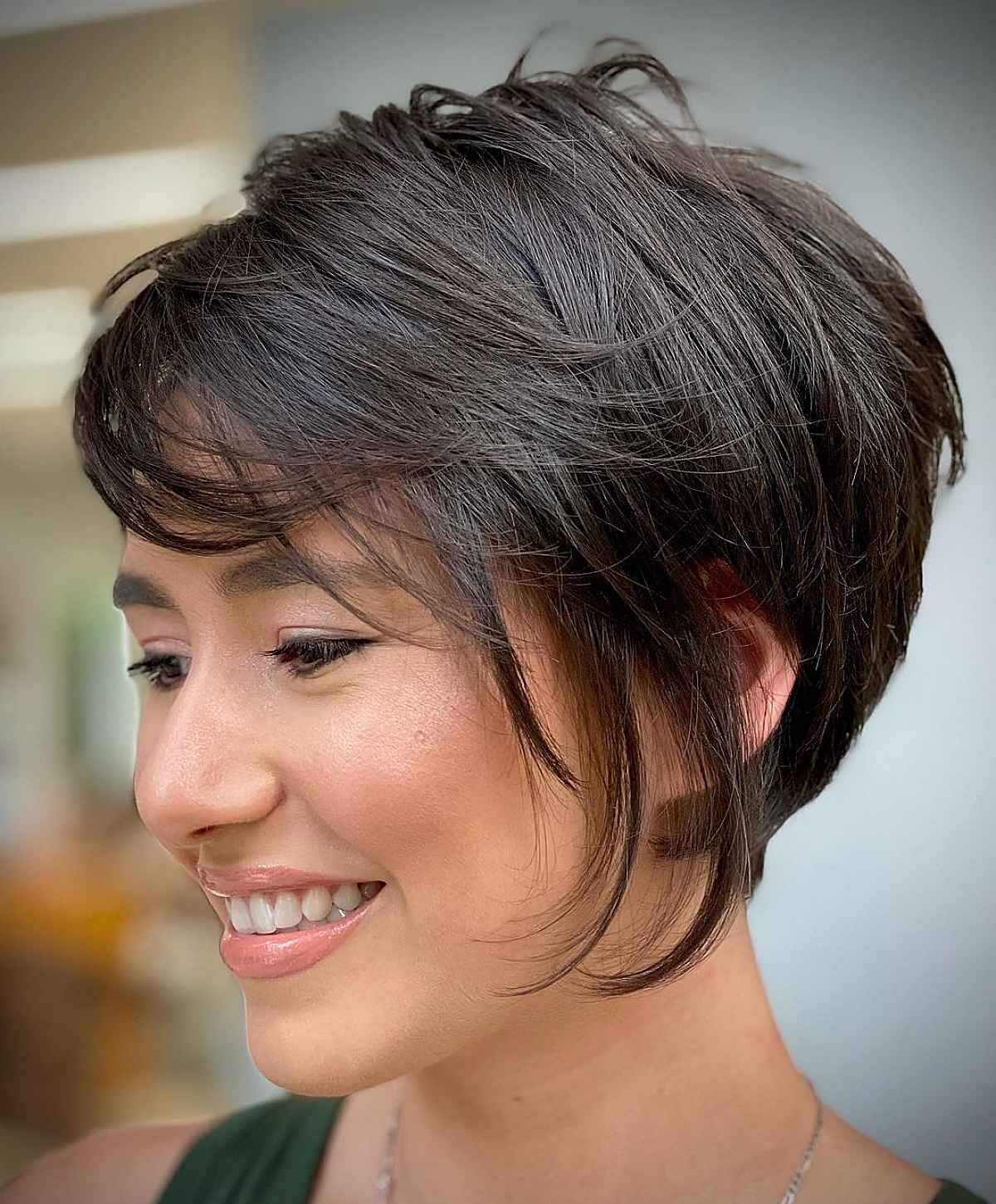 29 Short Hair Ideas with Side Bangs That Look Instantly Stylish Short Hairstyle with Wispy Side Bangs
