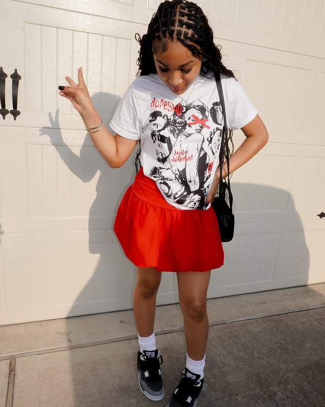Graphic Tee And Red Skirt Street Style School Outfit