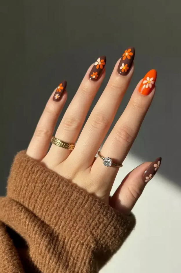 24 Cutest Fall Nail Designs That Make Sweater Weather Feel Even Better