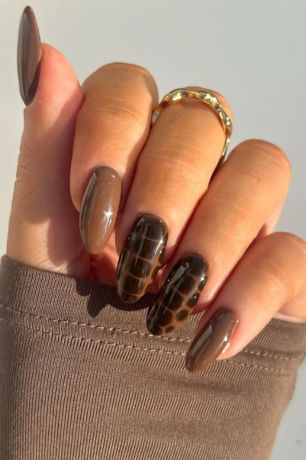 24 Cutest Fall Nail Designs That Make Sweater Weather Feel Even Better