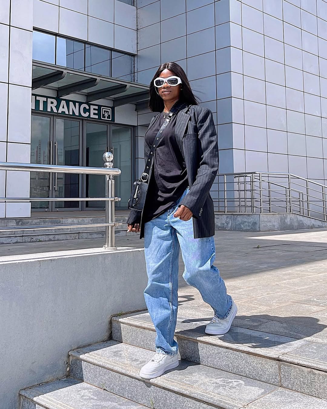 Oversized Blazer and Baggy Jeans Street Style