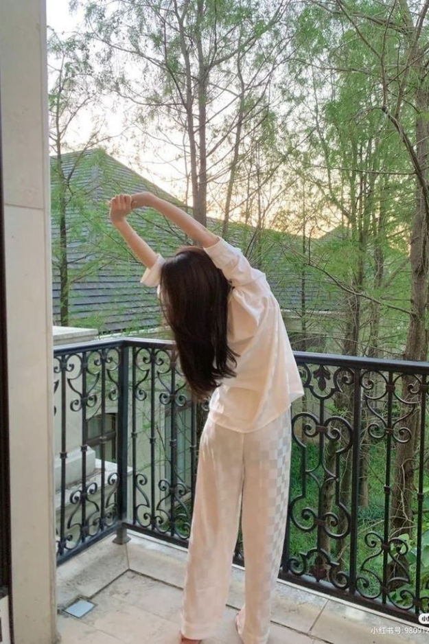 12 Simple Morning Habits for a Legit Glow Up Without Waking Up at 5 A.M.
