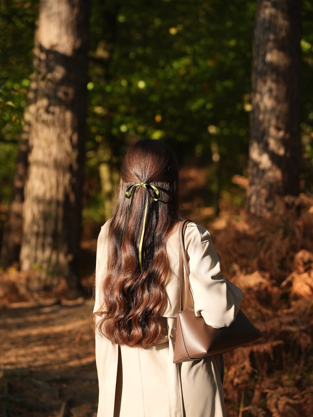 Soft Waves With A Chic Ribbon Accent