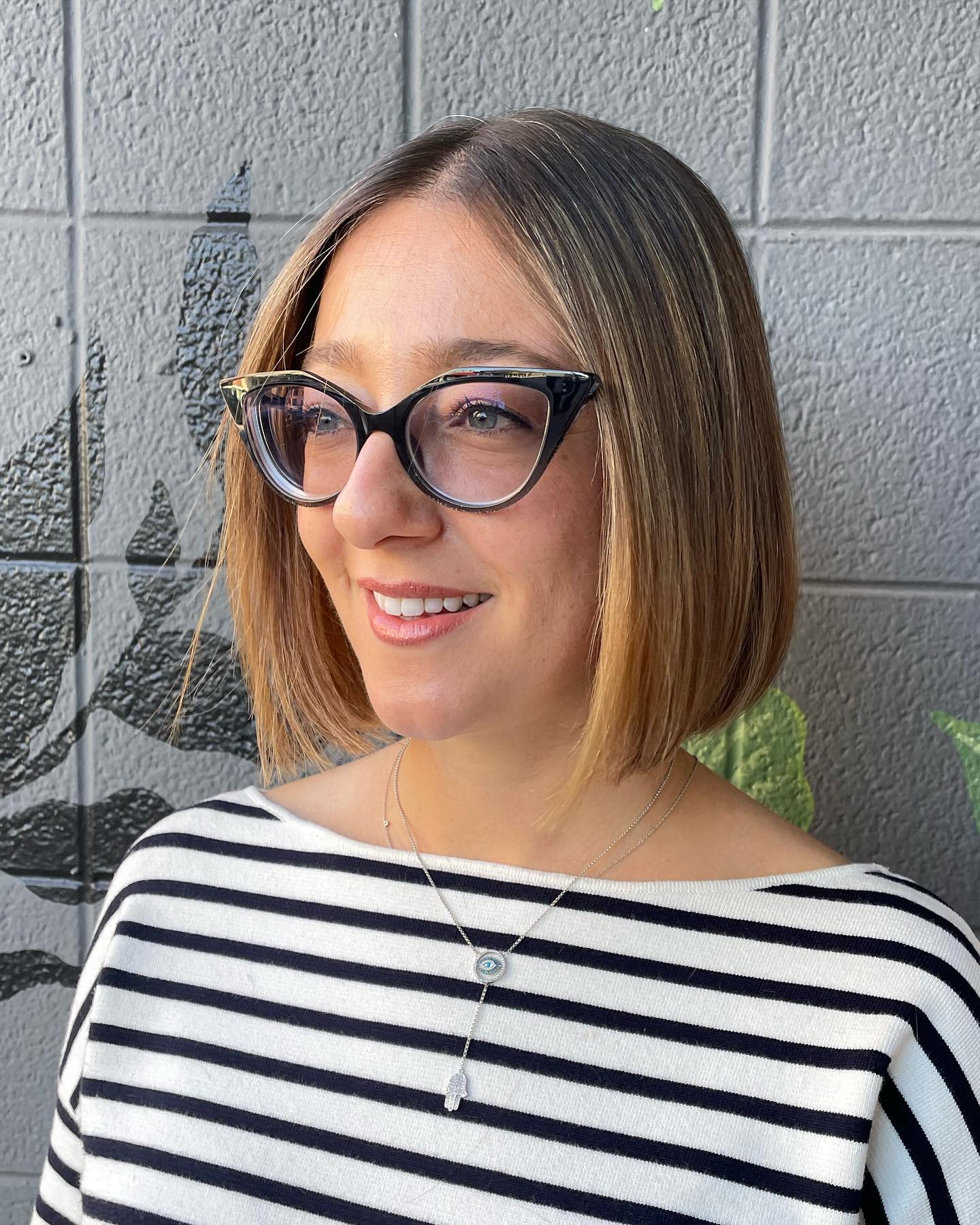 Seamless Money Piece Bob With Golden Blonde Balayage