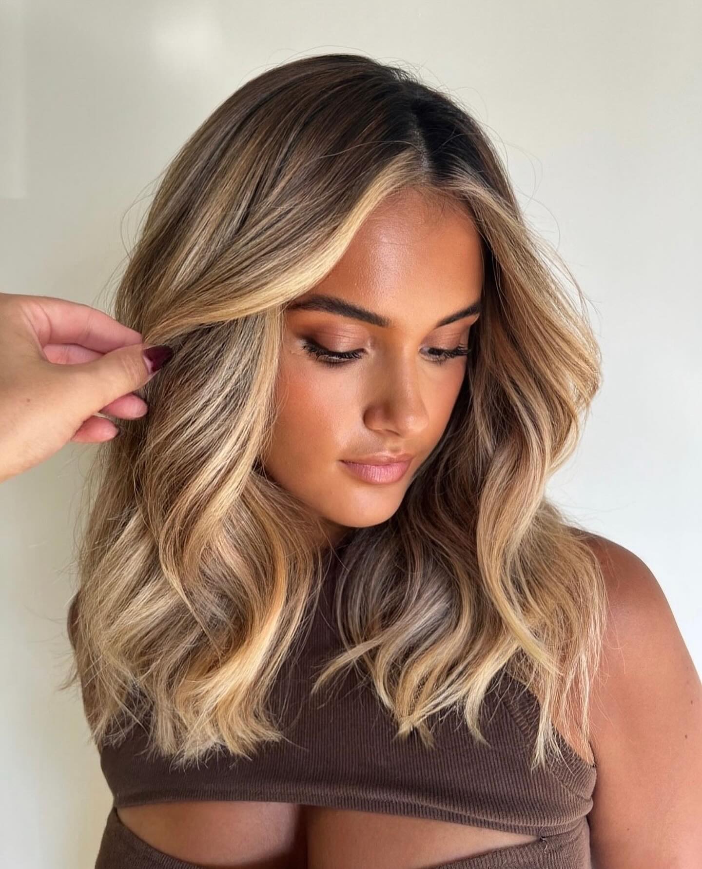 Bronde Balayage With Soft Collarbone Layers