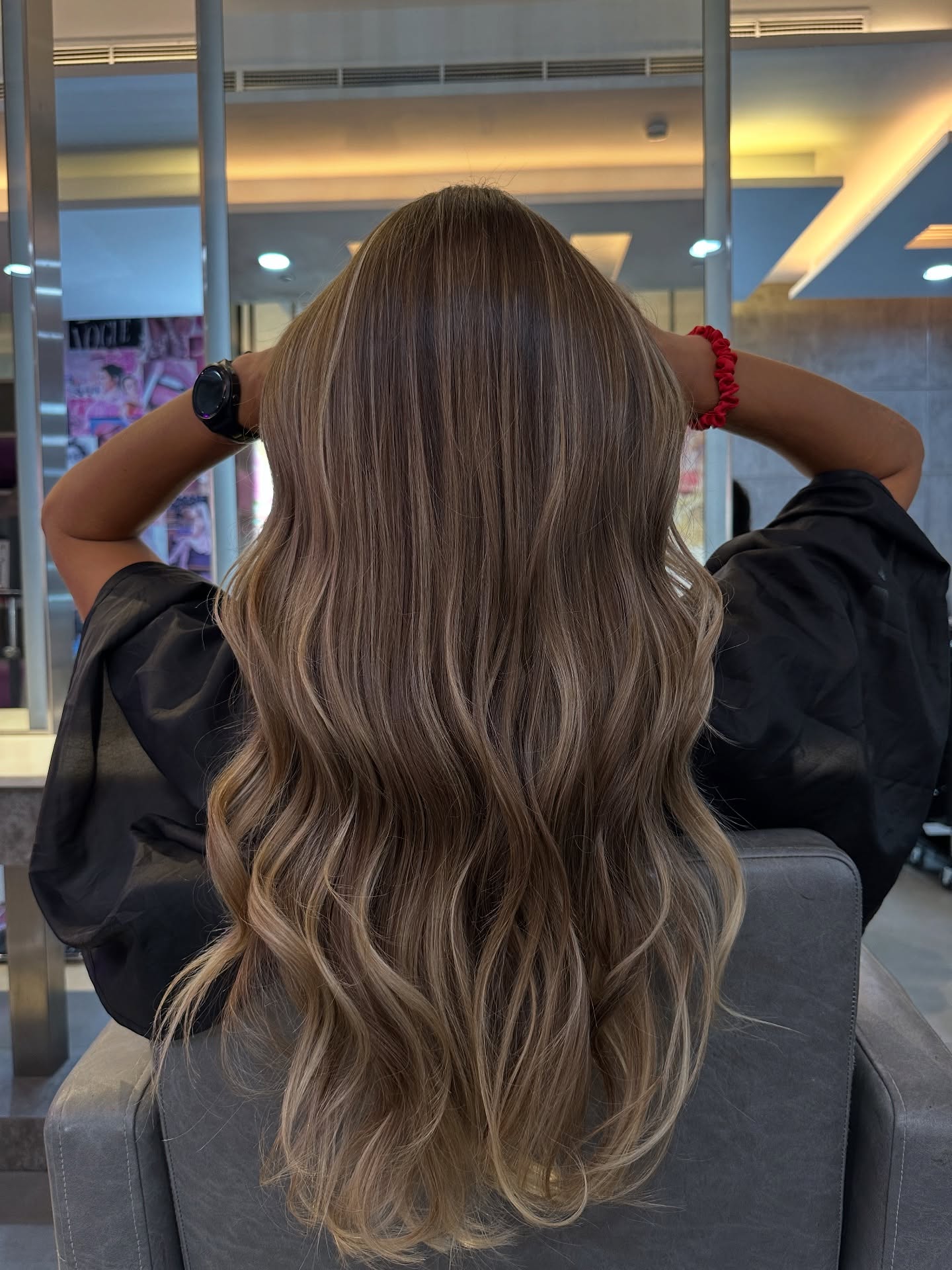 Bronde Waves With Face-Framing Layers
