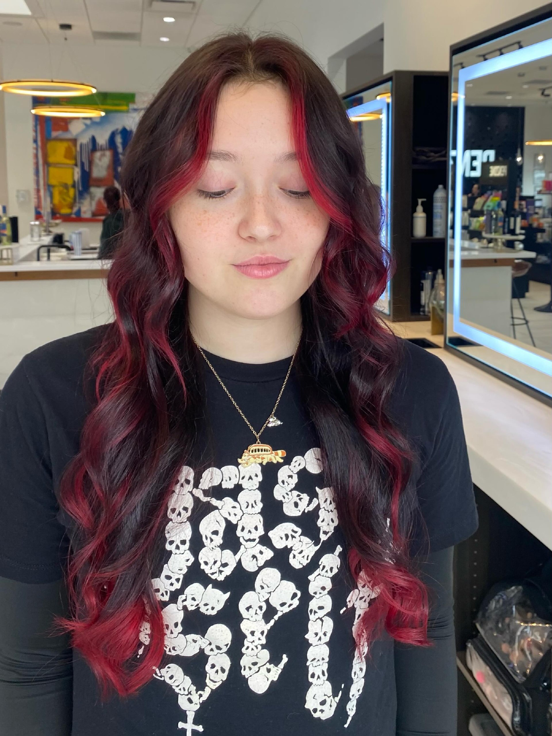 Crimson Peekaboo Streaks With Loose Waves
