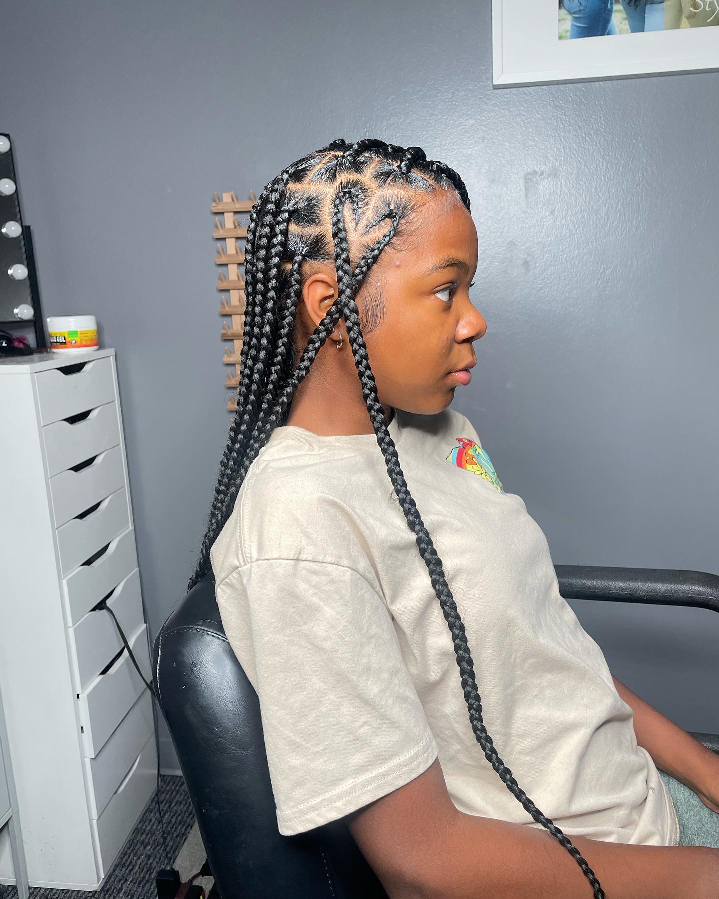 Chic Heart-Shaped Box Braids With Defined Edges