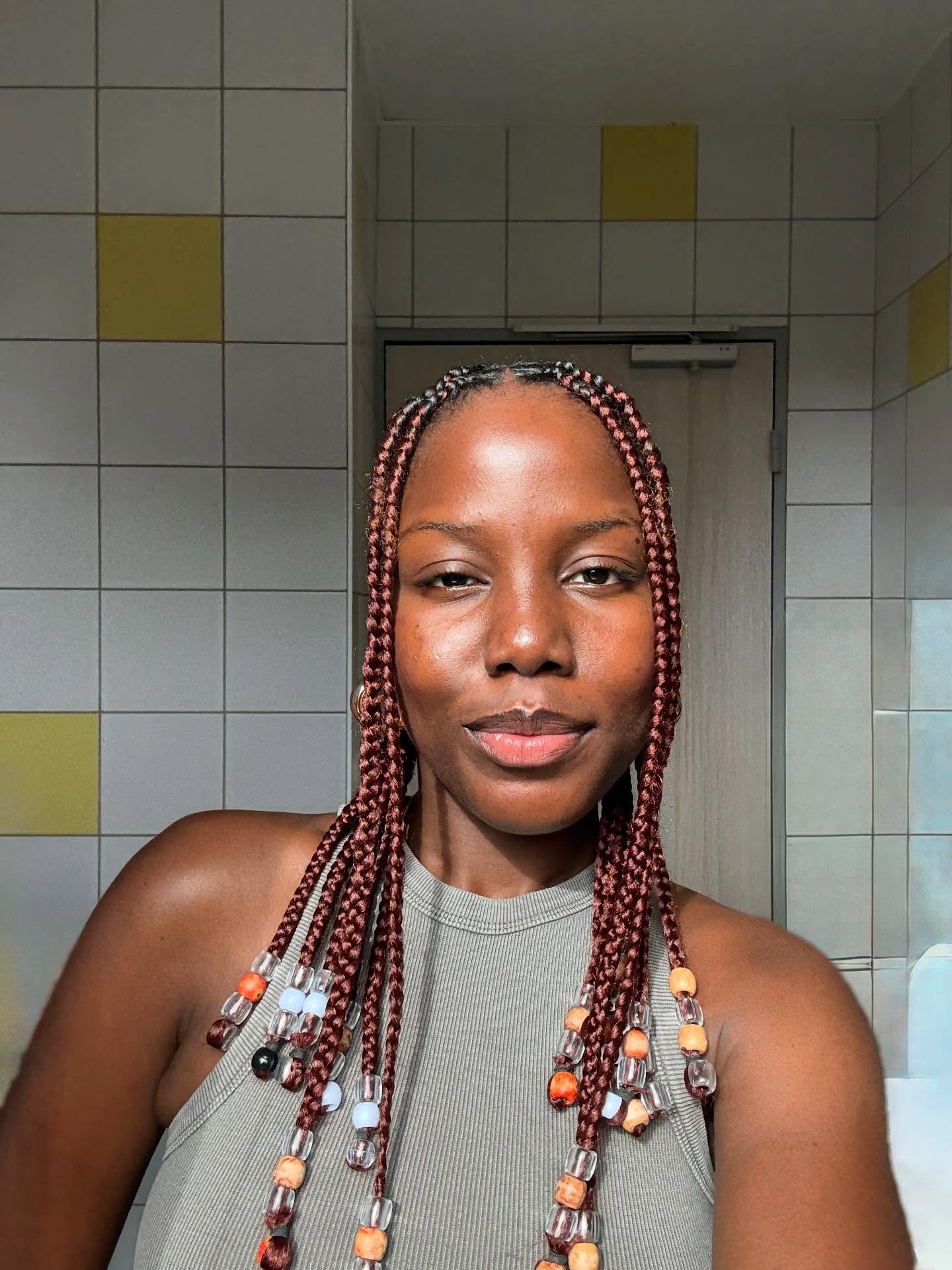 Type 4C Braids with Mixed Beads