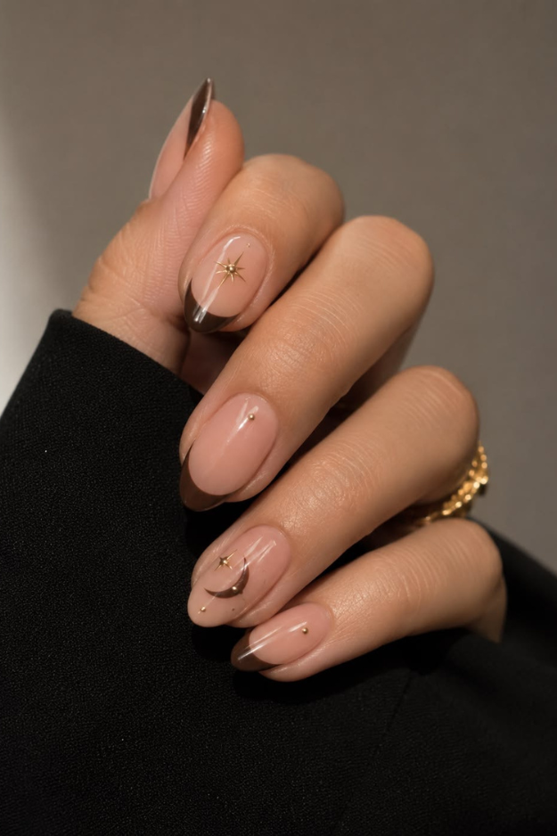 22 Fall French Nails So Pretty, You’ll Skip Solid Colors This Season 22 Fall French Nails So Pretty, You’ll Skip Solid Colors This Season