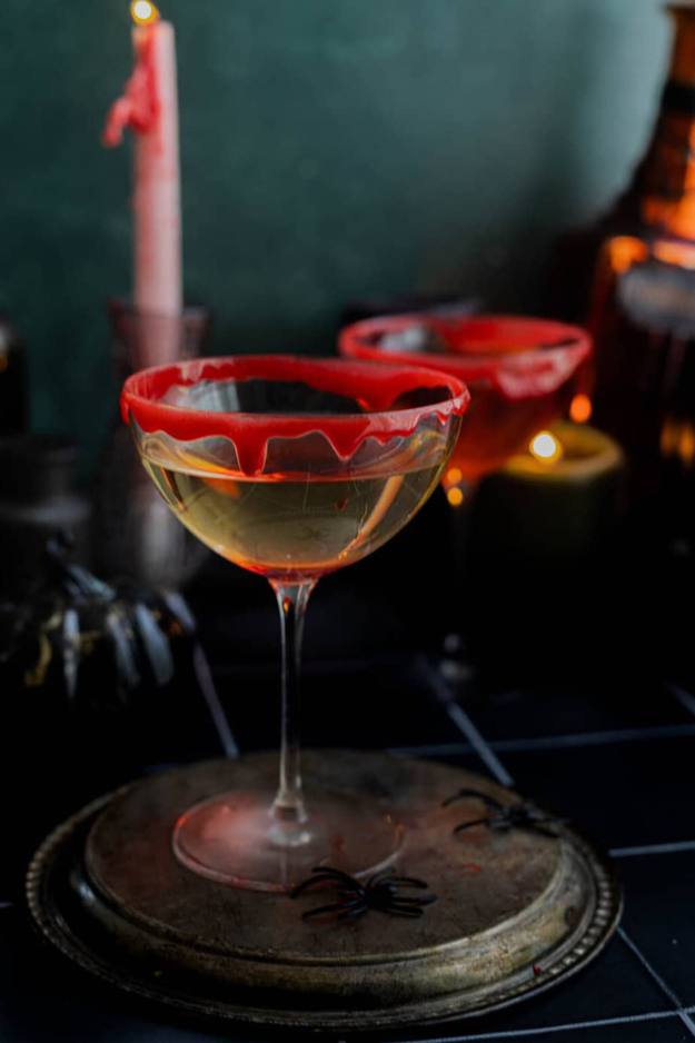 30 Halloween Cocktails That Look Like They Came Straight From a Witch’s Bar Cart 30 Halloween Cocktails That Look Like They Came Straight From a Witch’s Bar Cart