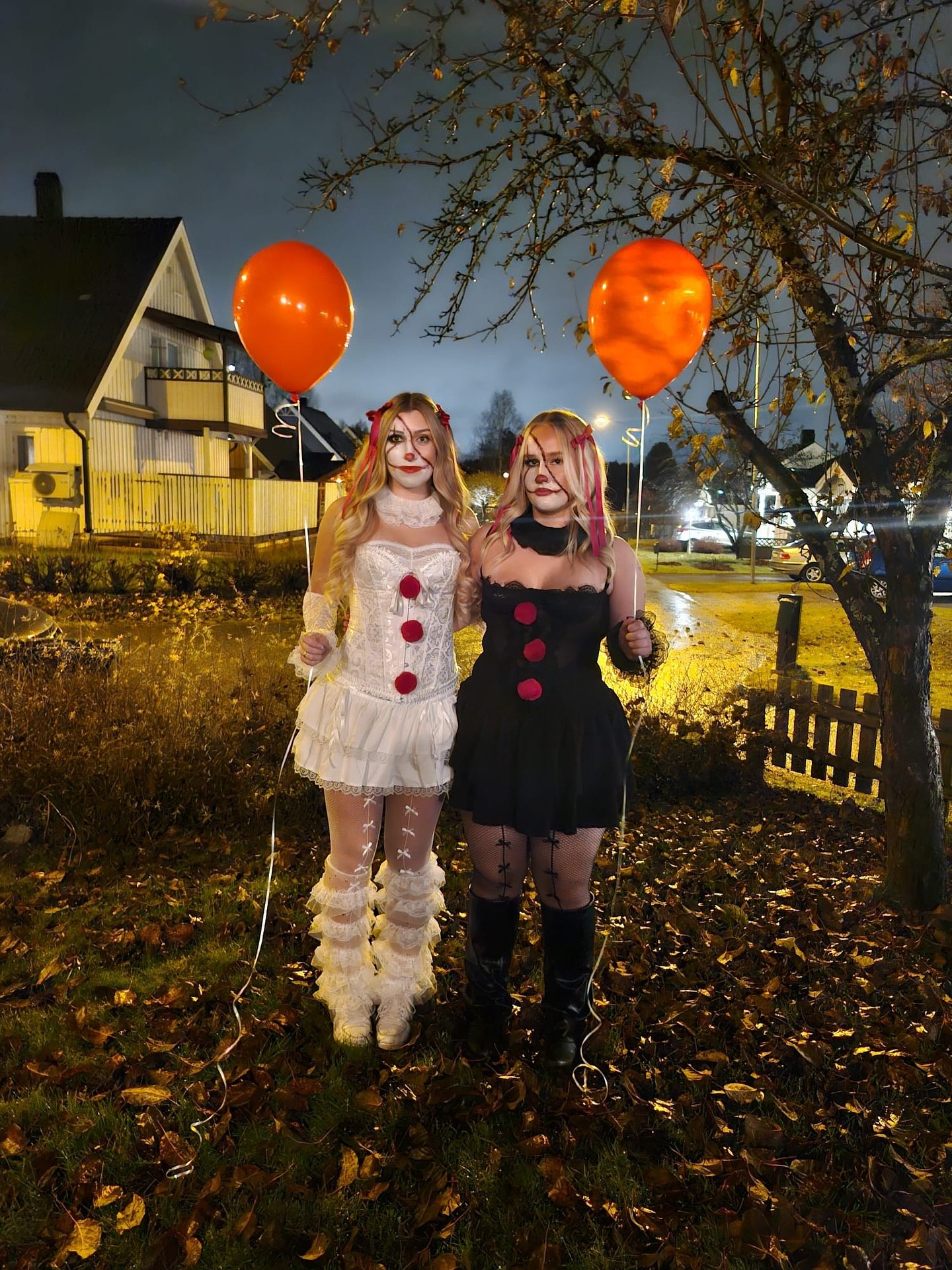 Creepy Clown Halloween Costume Duo