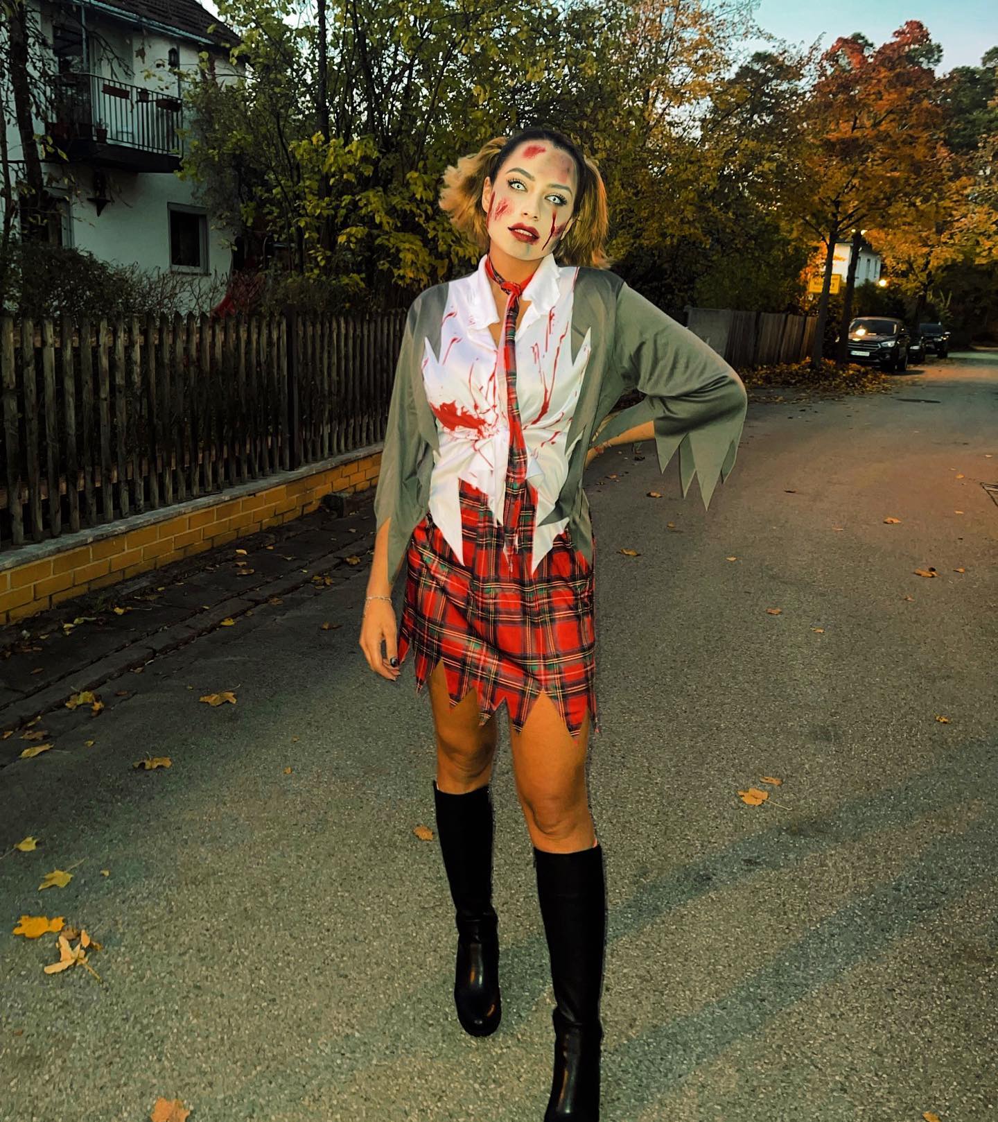 Bloody Zombie Cheerleader Halloween Costume