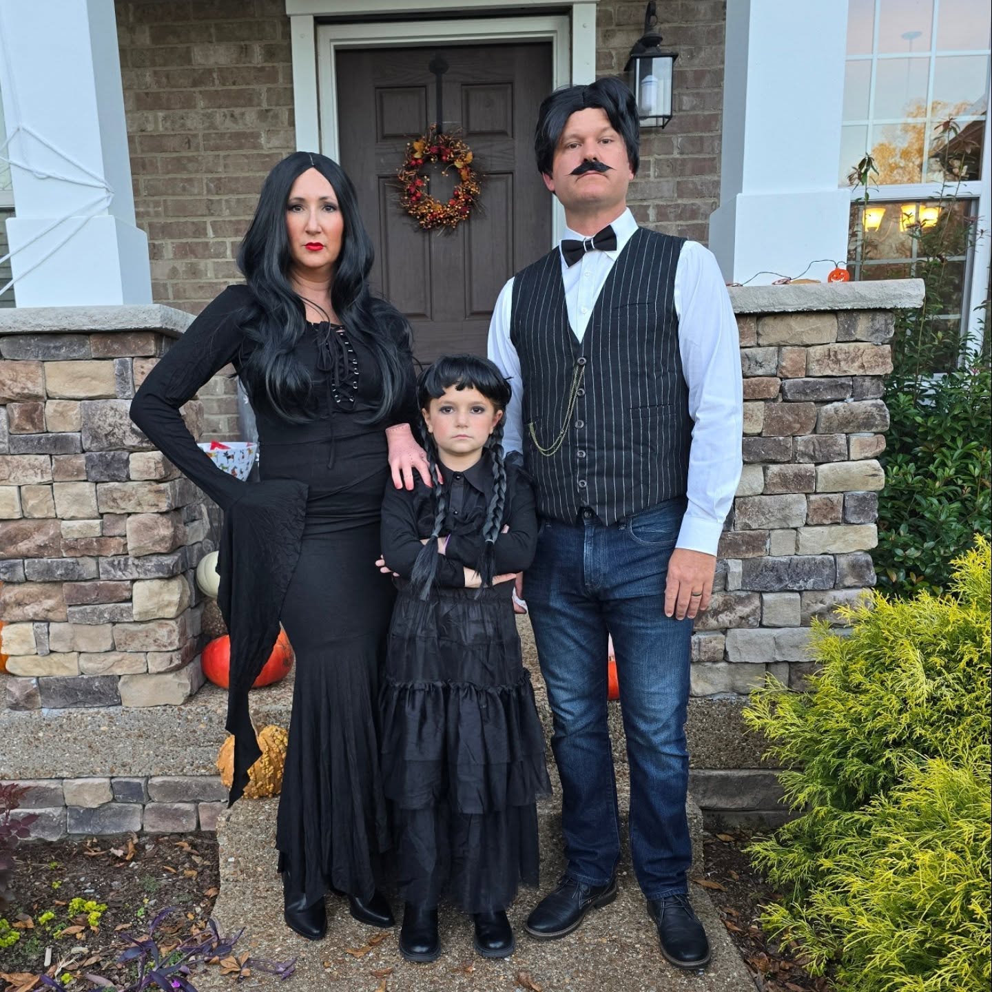 Gomez And Morticia Addams Family Halloween Costume