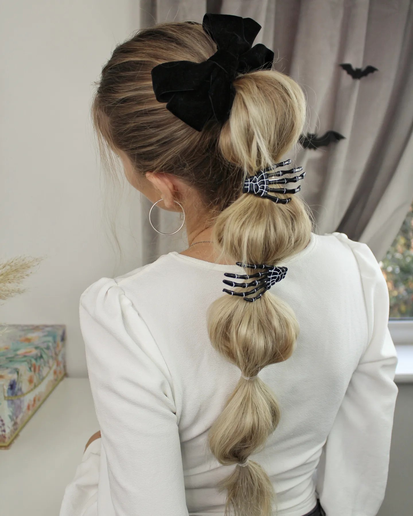 Spooky Skeleton Claw Bubble Ponytail
