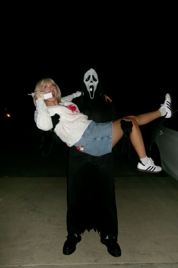 32 Cute Couple Halloween Costumes That’ll Win Every “Best Dressed” Vote