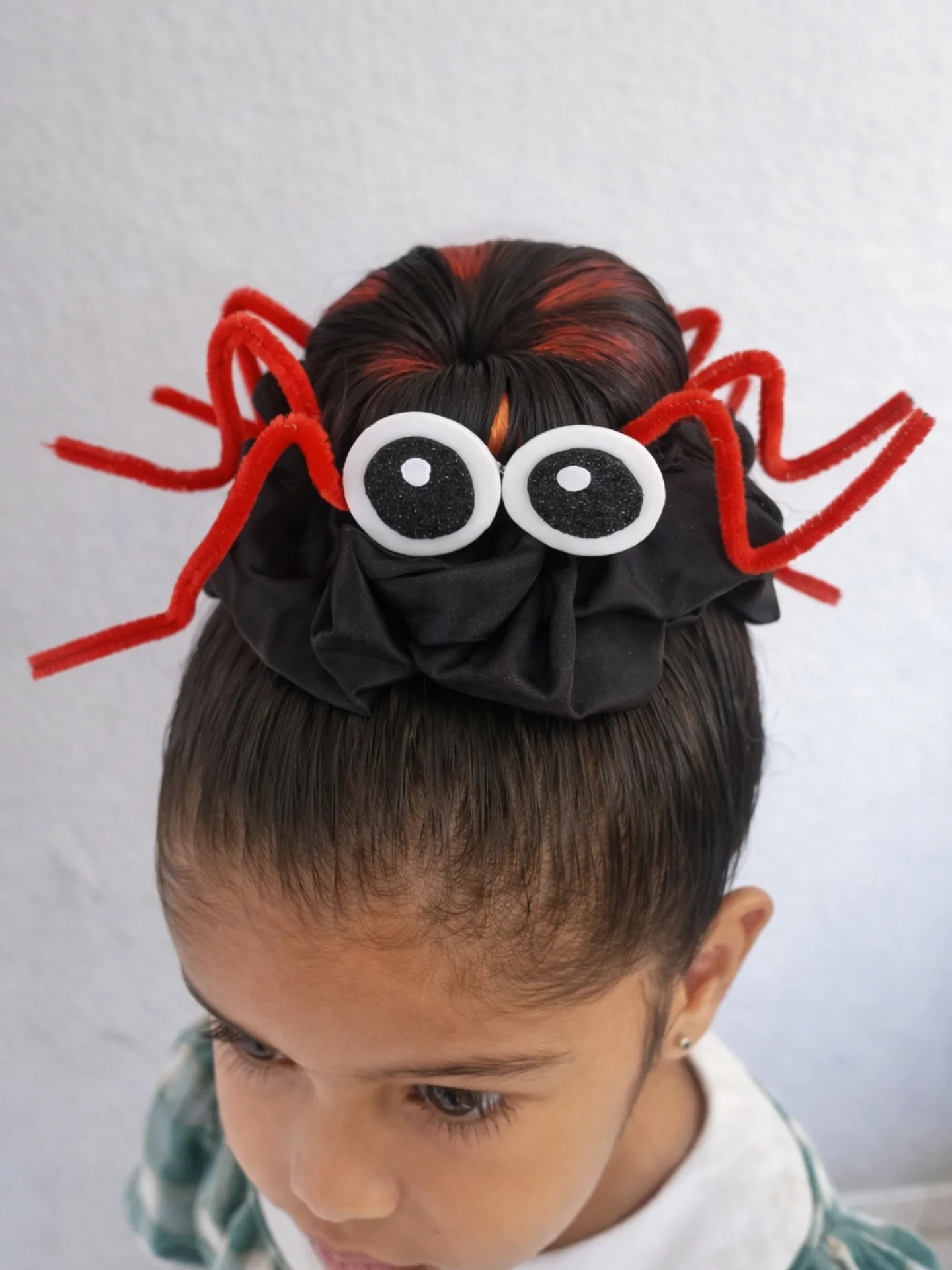Spooky Spider Bun For Halloween Fun