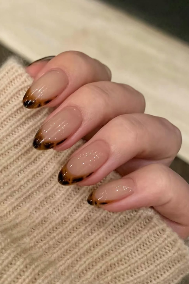 18 Brown Nail Designs That Quietly Scream Luxury 18 Brown Nail Designs That Quietly Scream Luxury