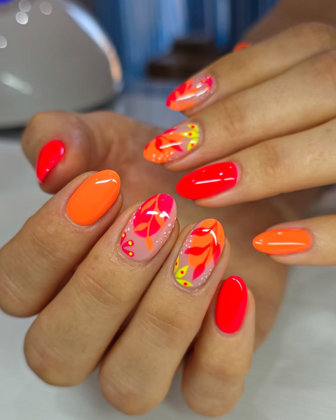 Neon Tropical Leaf Accent Oval Nails