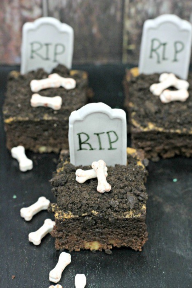 Halloween Brownies So Fudgy, They’ll Haunt Your Dessert Cravings All October Halloween Brownies So Fudgy, They’ll Haunt Your Dessert Cravings All October