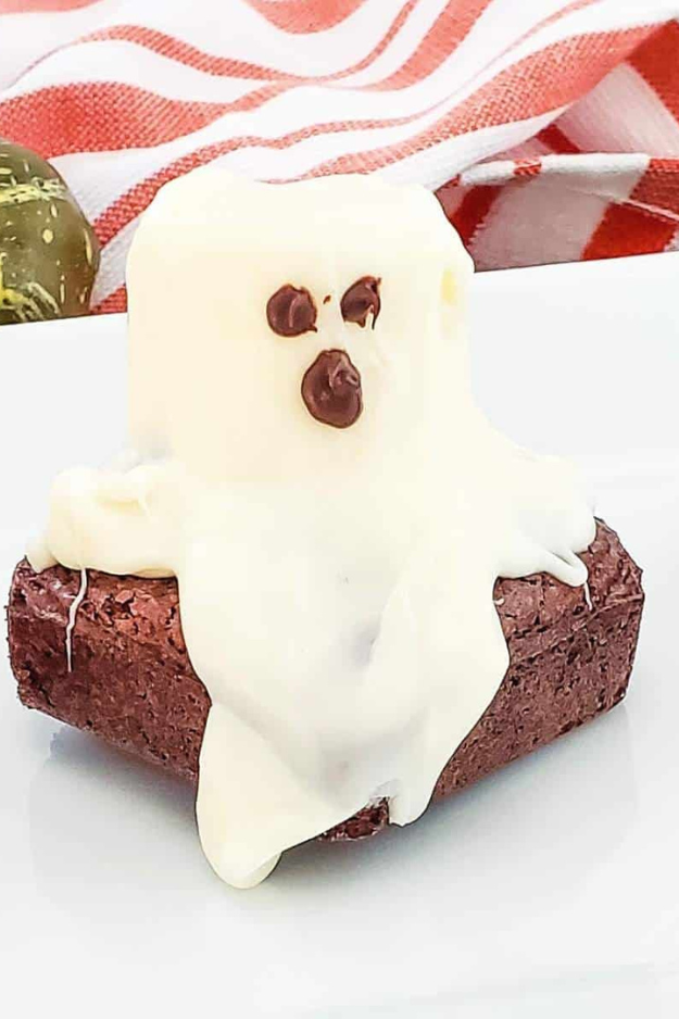 Halloween Brownies So Fudgy, They’ll Haunt Your Dessert Cravings All October Halloween Brownies So Fudgy, They’ll Haunt Your Dessert Cravings All October