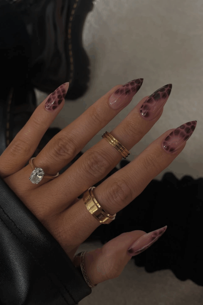 15 Early Fall Nails That Make the Summer-to-Autumn Transition So Chic 15 Early Fall Nails That Make the Summer-to-Autumn Transition So Chic