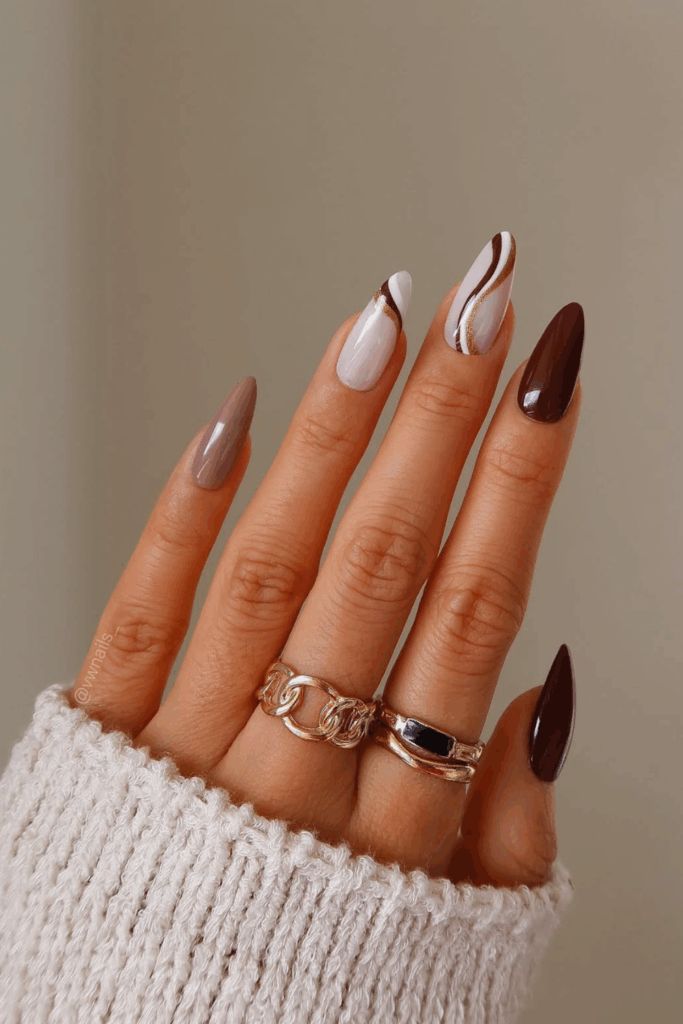 15 Early Fall Nails That Make the Summer-to-Autumn Transition So Chic 15 Early Fall Nails That Make the Summer-to-Autumn Transition So Chic