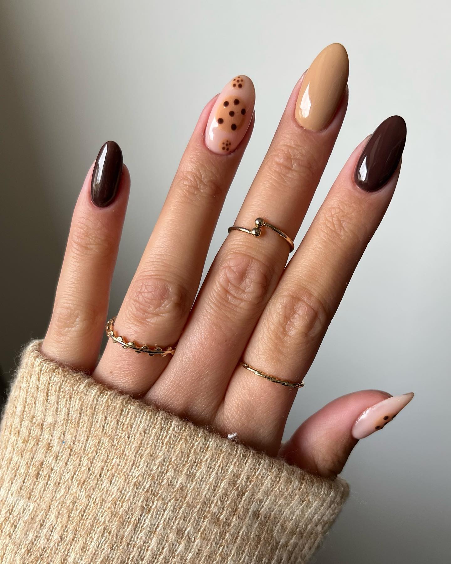 Cookie Dough Almond Shape Glossy Nails